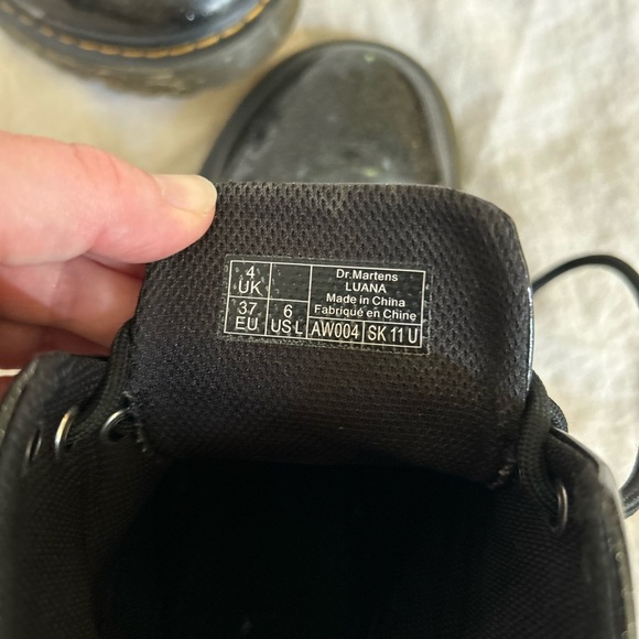 Dr. Martens Luan Sparkle Black Combat Boots size 6 - Picture 7 of 9